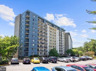 3800 Powell Ln APT 813, Falls Church, VA 22041