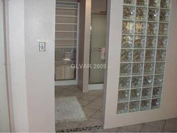 2nd image of 420 Blue River Dr