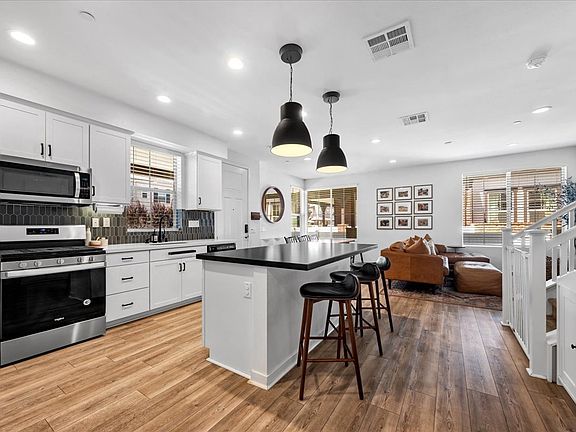 2nd image of 215 Red Brick Dr Unit 6