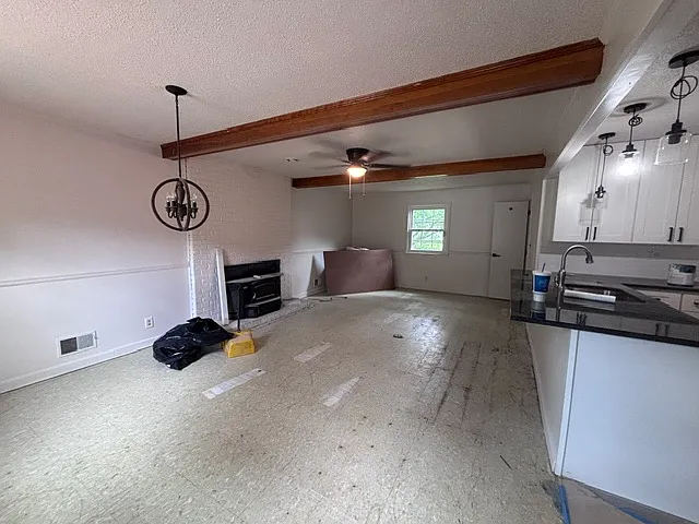 8901 Collingwood Rd — Photo 17