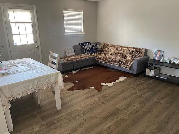 5th image of 2112 Rizley Rd