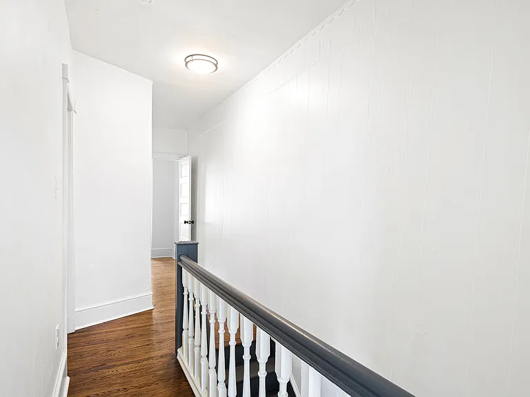1329 S Lindenwood St — Photo 26