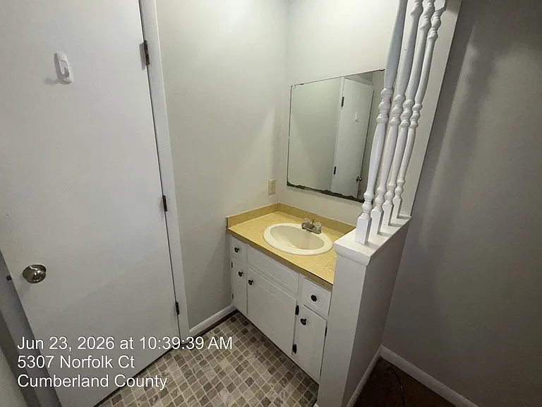 5307 Norfolk Ct — Photo 12