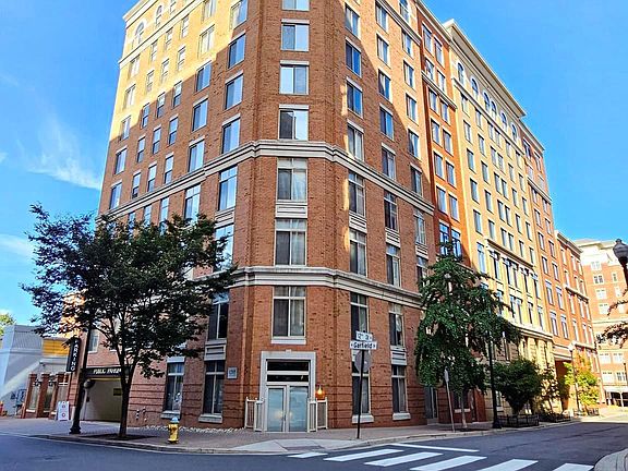 2nd image of 1205 Garfield St #610