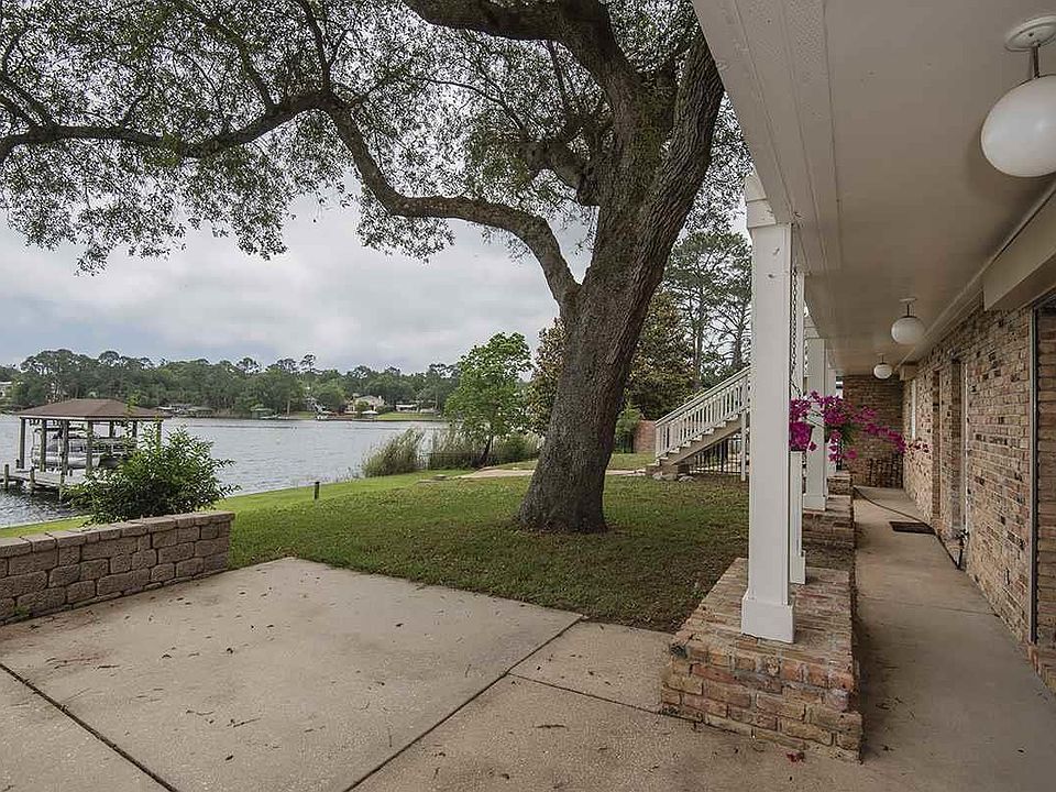 1st image of 1921 Seville Dr