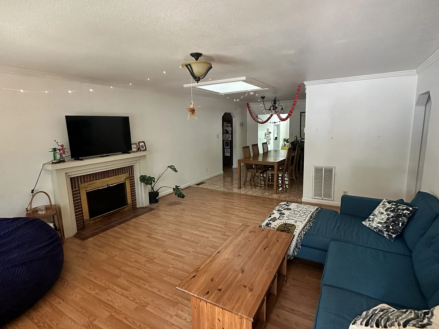 4 bed, 1470 sqft, $4,600 — Photo 3