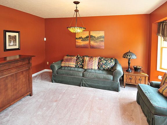 5th image of 5401 Oakwood Dr