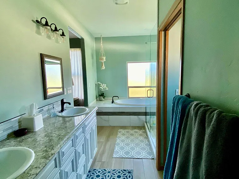 403 Bottle Bay Rd — Photo 13