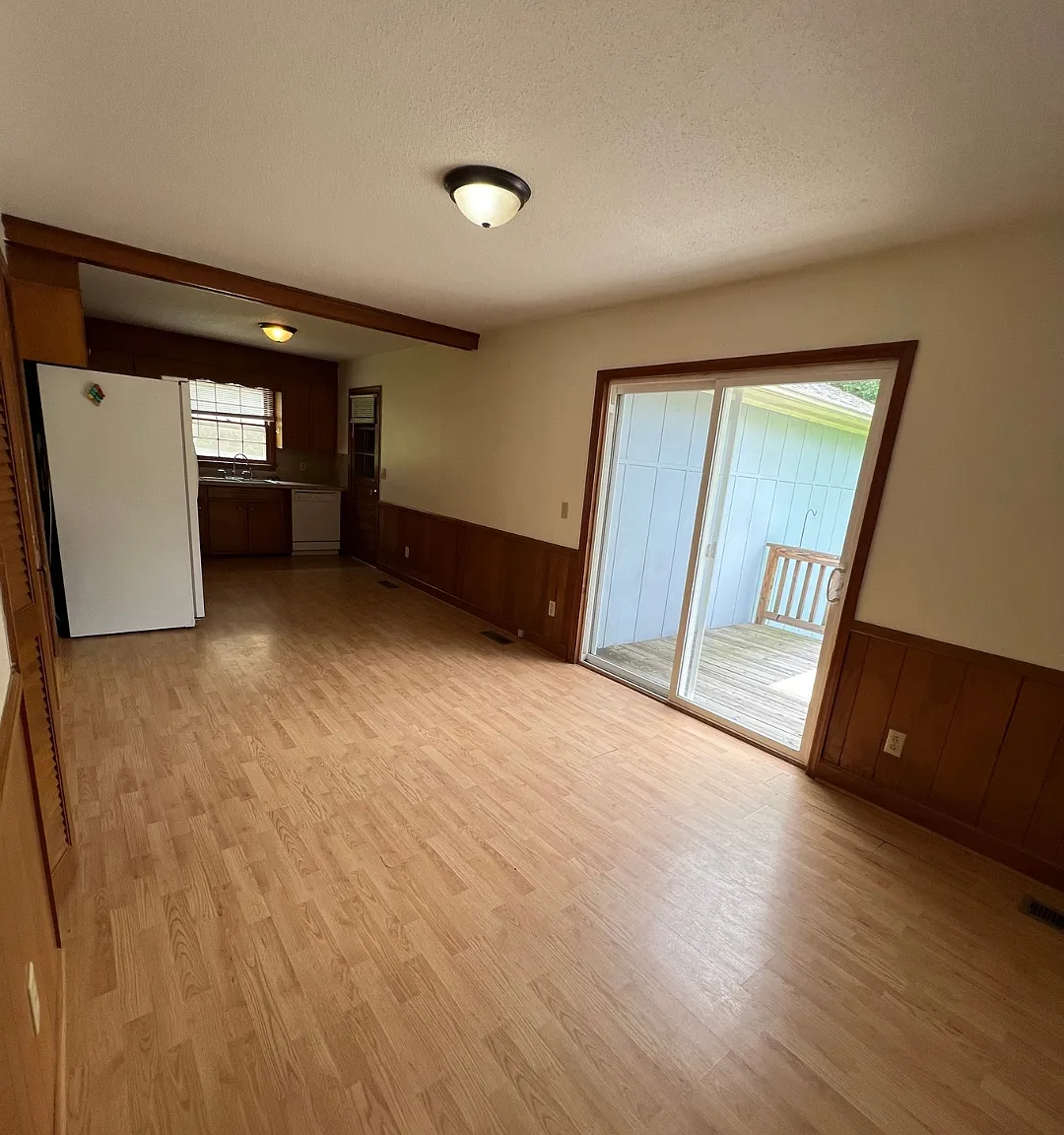 1521 Cedar Lane - 1 — Photo 3