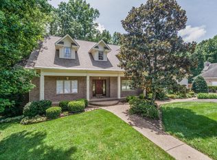 197 Whippoorwill Dr, Oak Ridge, TN 37830