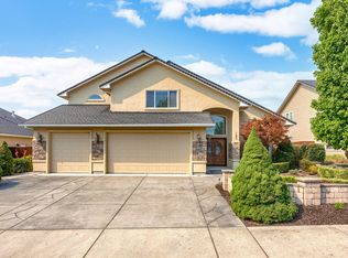 185 Bellerive Dr, Eagle Pt, OR 97524