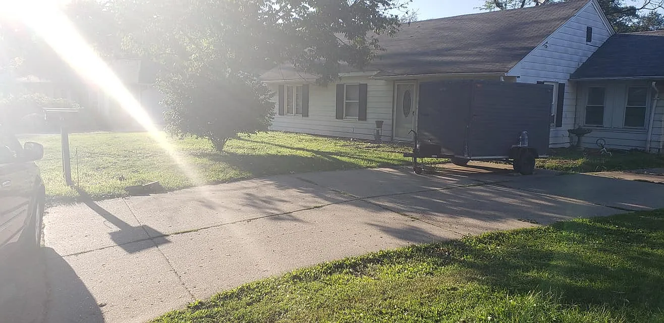 18 Park Dr photo 1