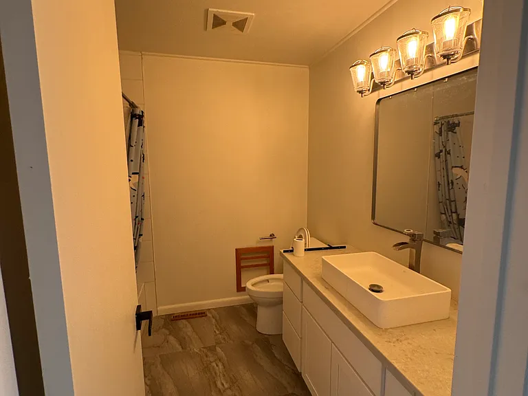 1105 Lanewood Way — Photo 11