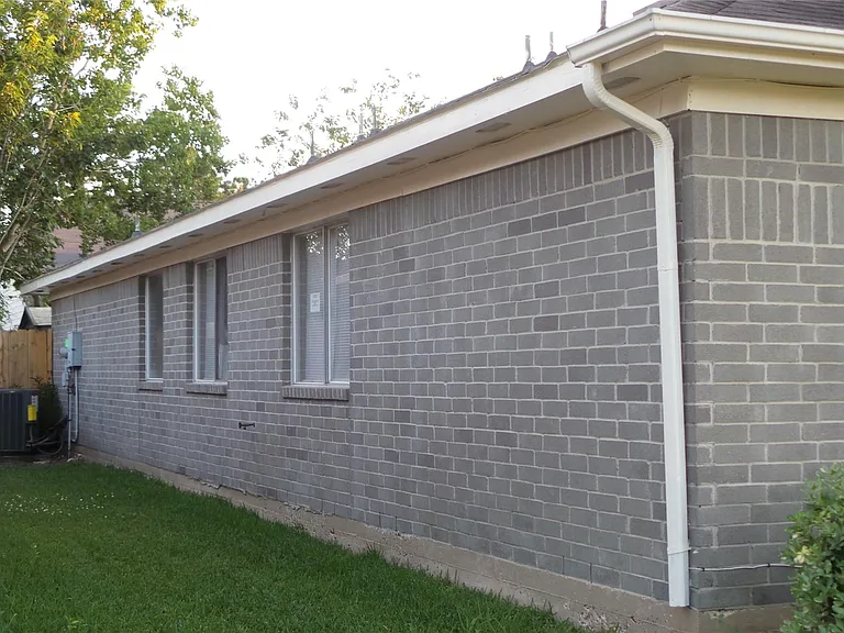 4918 Sterling Xing — Photo 30