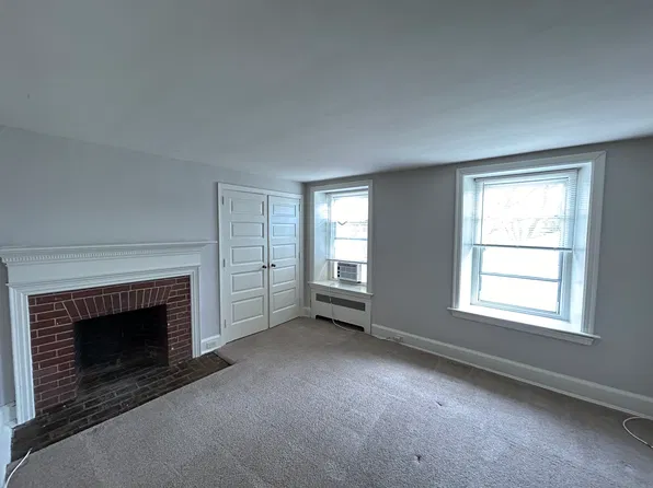 502 Manor House Ln #C3, Willow Grove, PA 19090