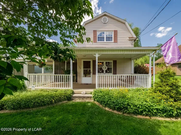 122 Hillside Ave, Harveys Lake, PA 18618
