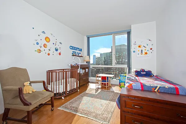 Rented by BLU Real Estate | media 51