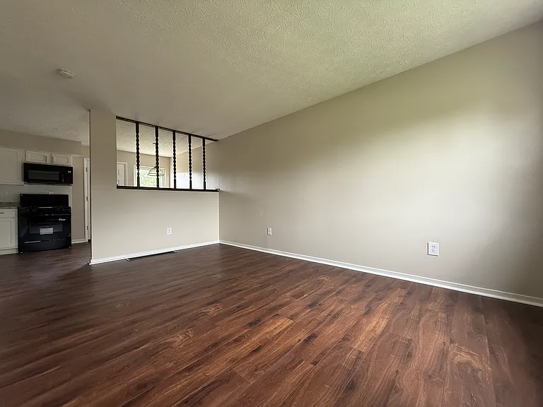 6155 Laurelwood Ct #6155 — Photo 2