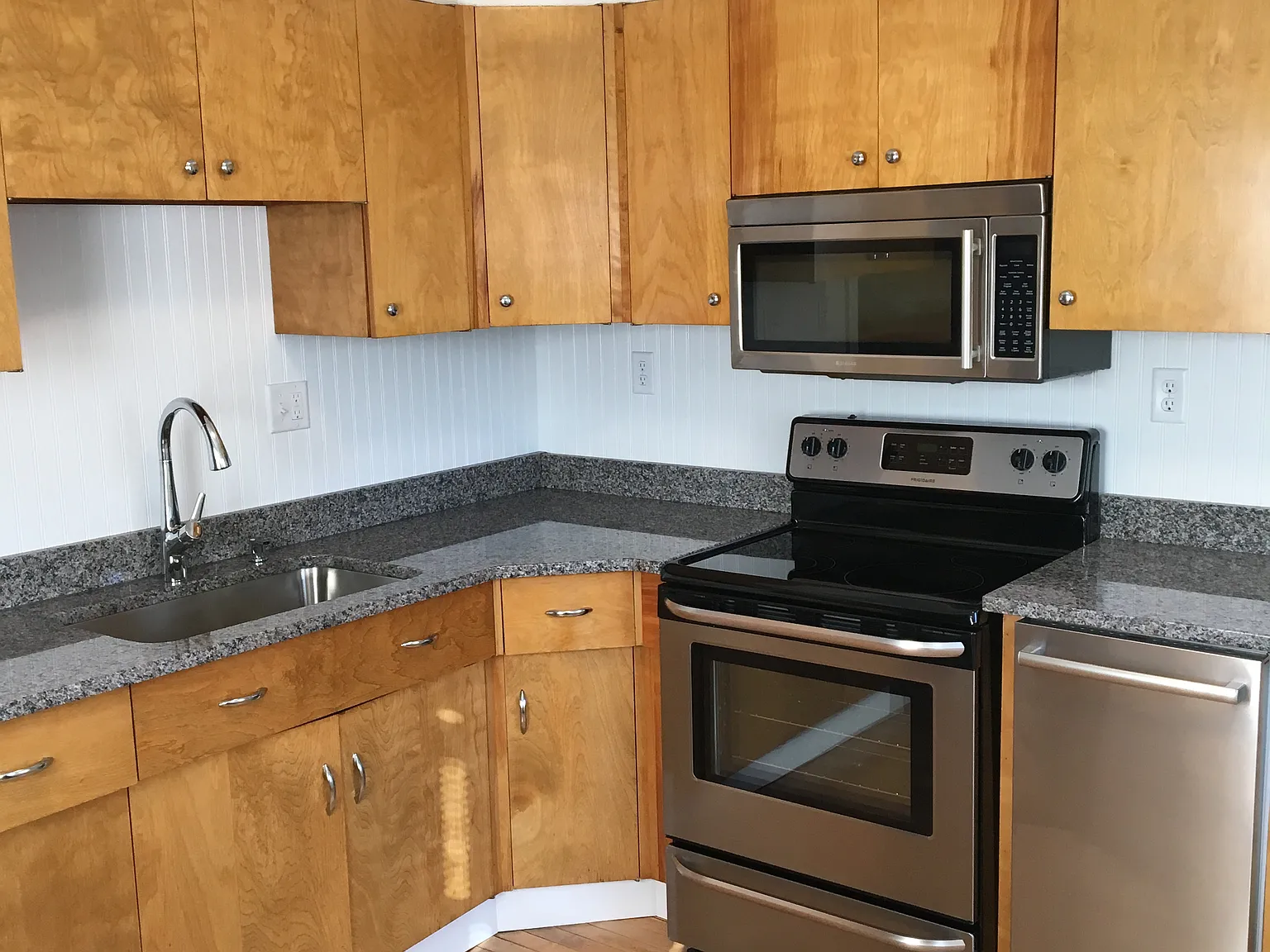 1 bed, $1,865 — Photo 2