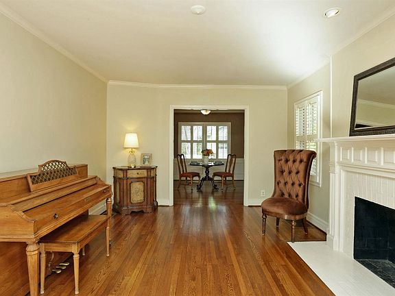5th image of 340 Cassidy Ave