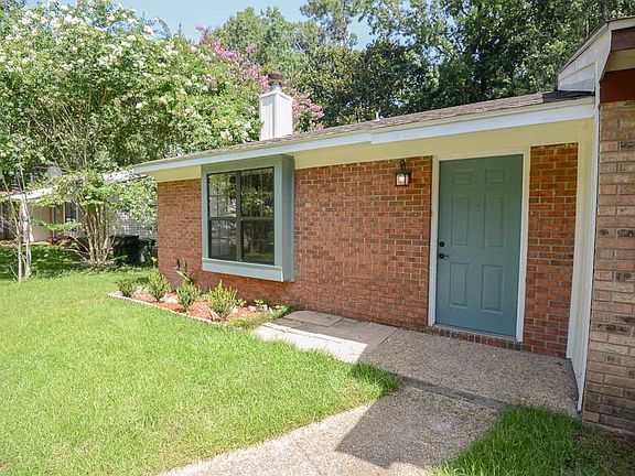 3rd image of 2056 Victory Garden Ln