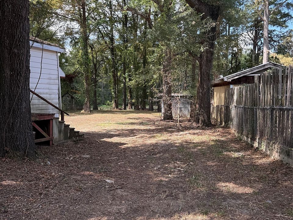2nd image of 10030 Lake End Rd