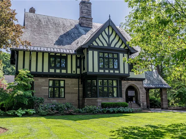 901 East Ave #A, Rochester, NY 14607