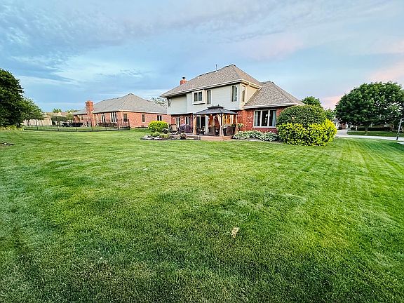 .3 acre flat lot