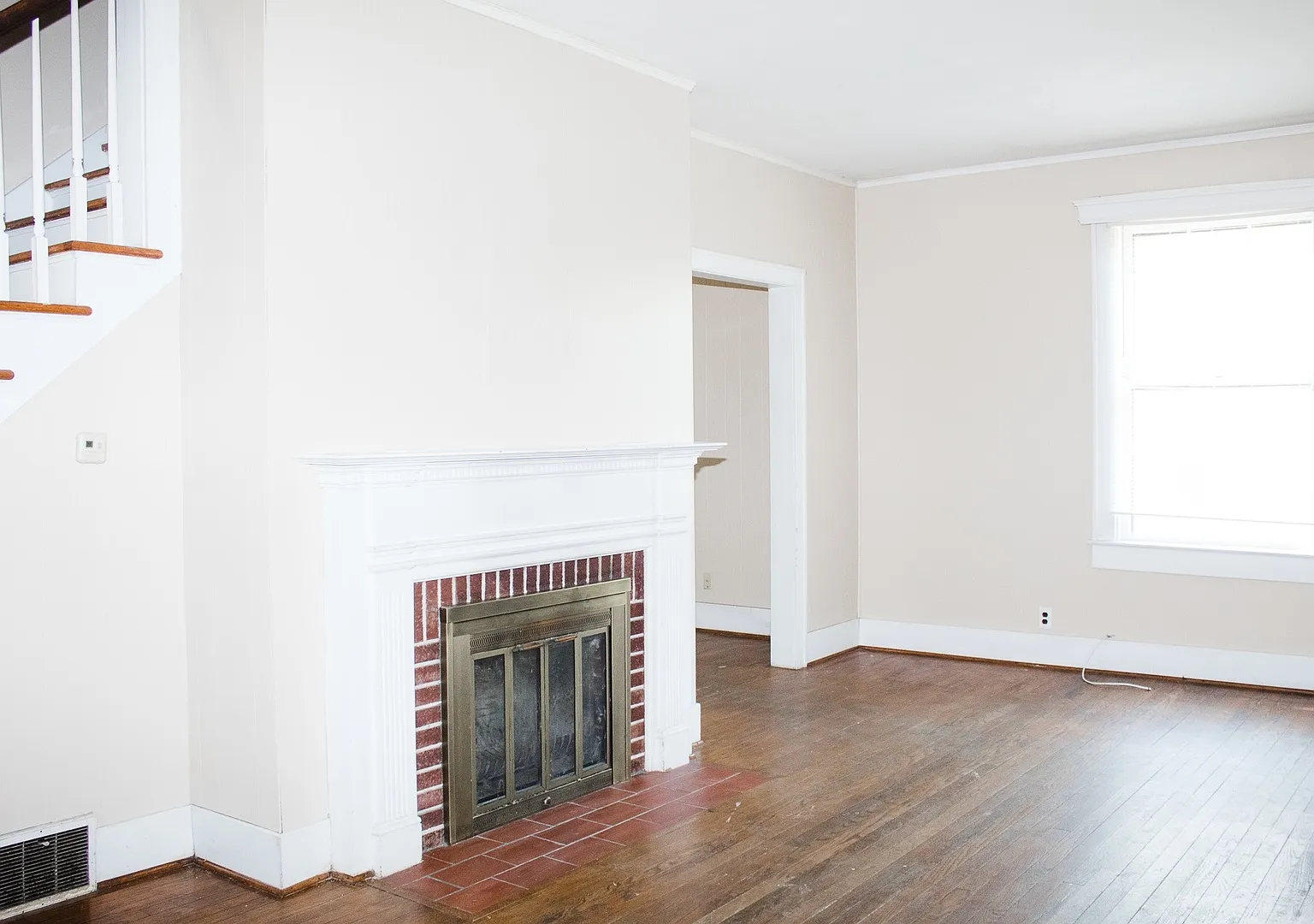 430 Littleton, 4 Bedroom, 2.5 Bath, Large Gorgeous House — Photo 2