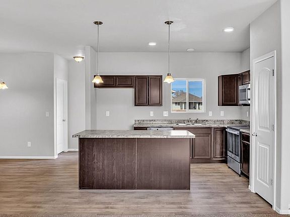 4th image of 2329 W 18th St