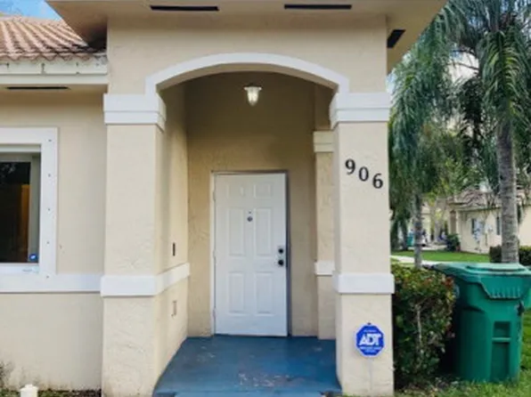 13284 Old Biscayne Dr APT 906, Homestead, FL 33033