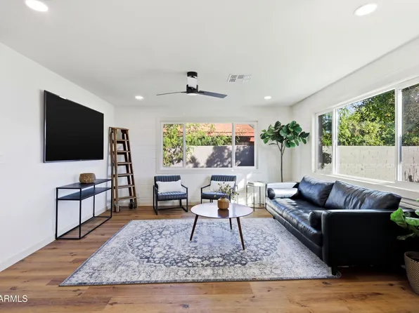 8112 E 1ST Avenue, Mesa, AZ 85208