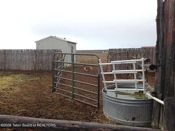 3rd image of 80 First North Rd