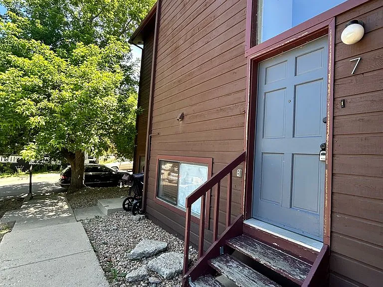 1031 Portland Pl #7 — Photo 3