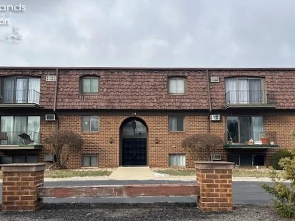 119 Stonyridge Dr APT 104, Sandusky, OH 44870