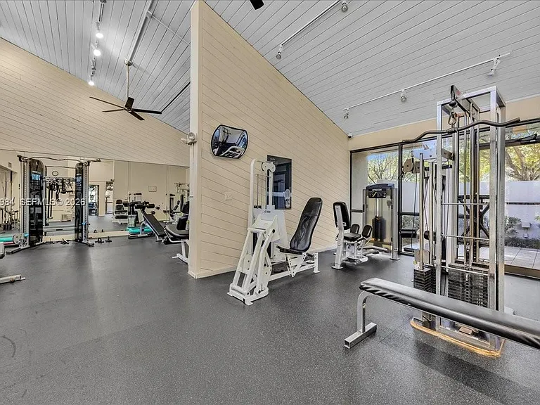 2240 N Cypress Bend Dr #204 — Photo 47