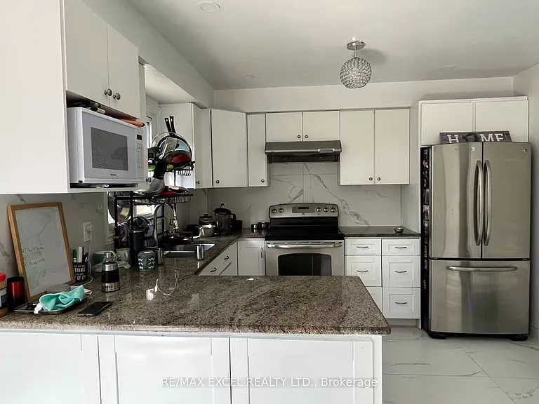 60 Normandy Cres #MAIN — Photo 5