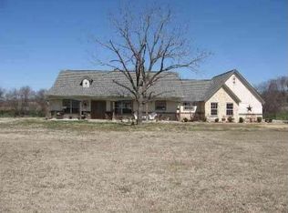214 Private Road 5300, Yantis, TX 75497