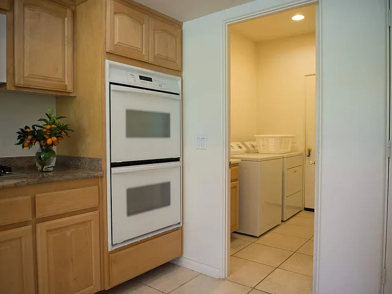 29281 Lawrence Welk Ln — Photo 16