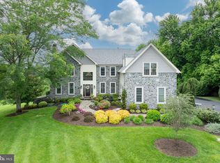 893 Glendale Ln, West Chester, PA 19382