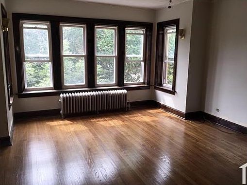 2nd image of 3715 W Cornelia Ave Floor 1