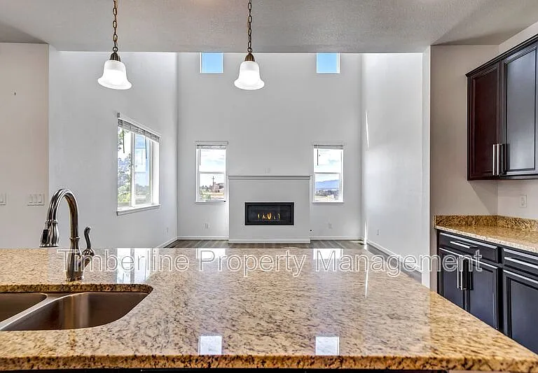 811 Marine Corps Dr — Photo 17