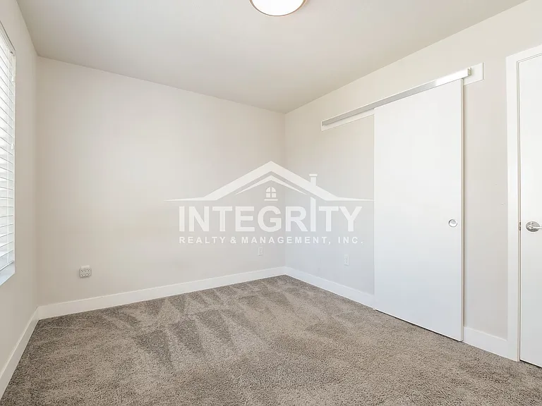 5557 W 10th Ave — Photo 30