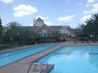 9170 W 122nd St APT 321, Overland Park, KS 66213