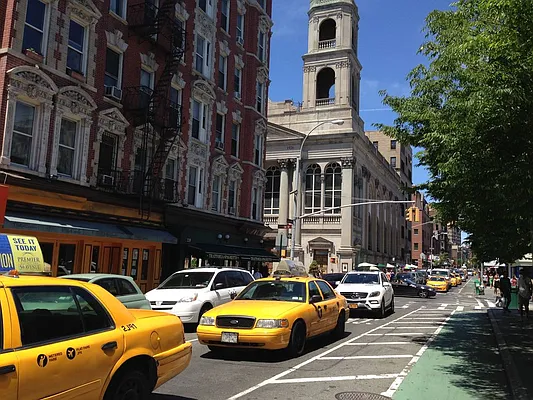 Rented by Sky Management | media 9