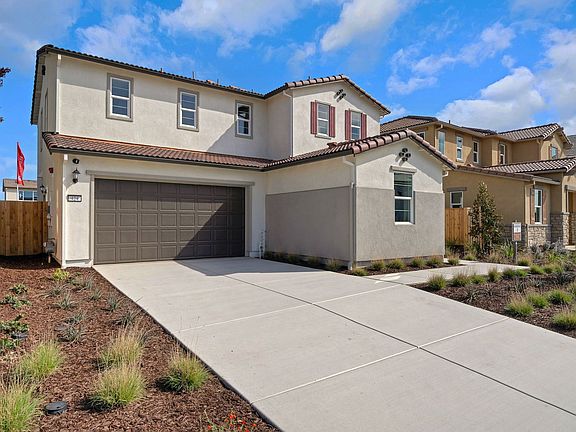 Residence 3 Exterior