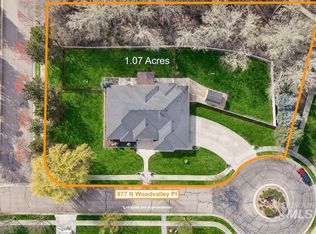 977 N Woodvalley Pl, Eagle, ID 83616