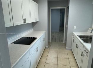 1115 9th St, West Palm Beach, FL 33401