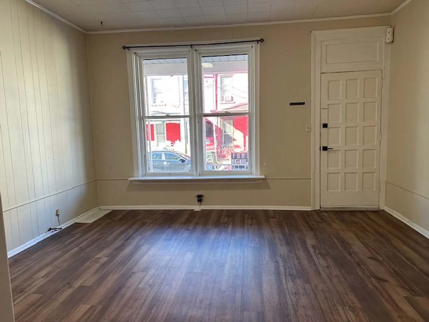 Spacious 4-bedroom, 1.5-bathroom home in Lebanon, PA/Lebanon School District offering practical l... — Photo 4