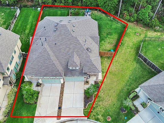2nd image of 212 S Spotted Fern Dr
